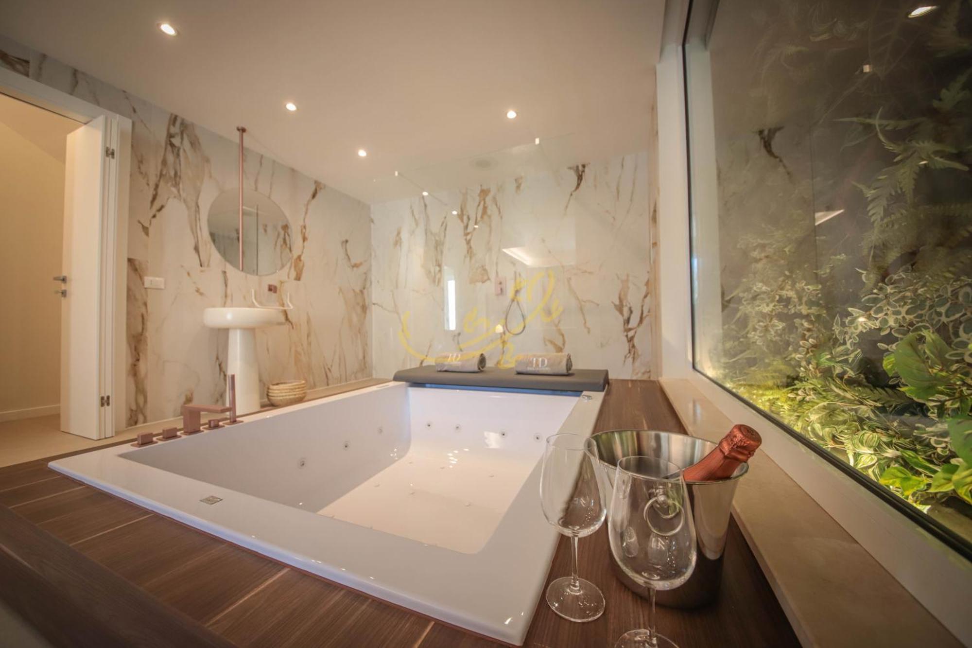 Alberobbe Luxury Rooms アルベロベッロ エクステリア 写真